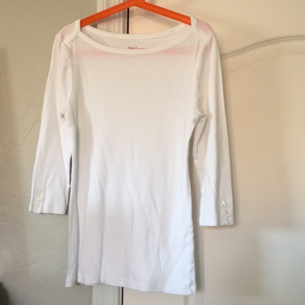 •Classic Gap 3/4 Sleeve Top•